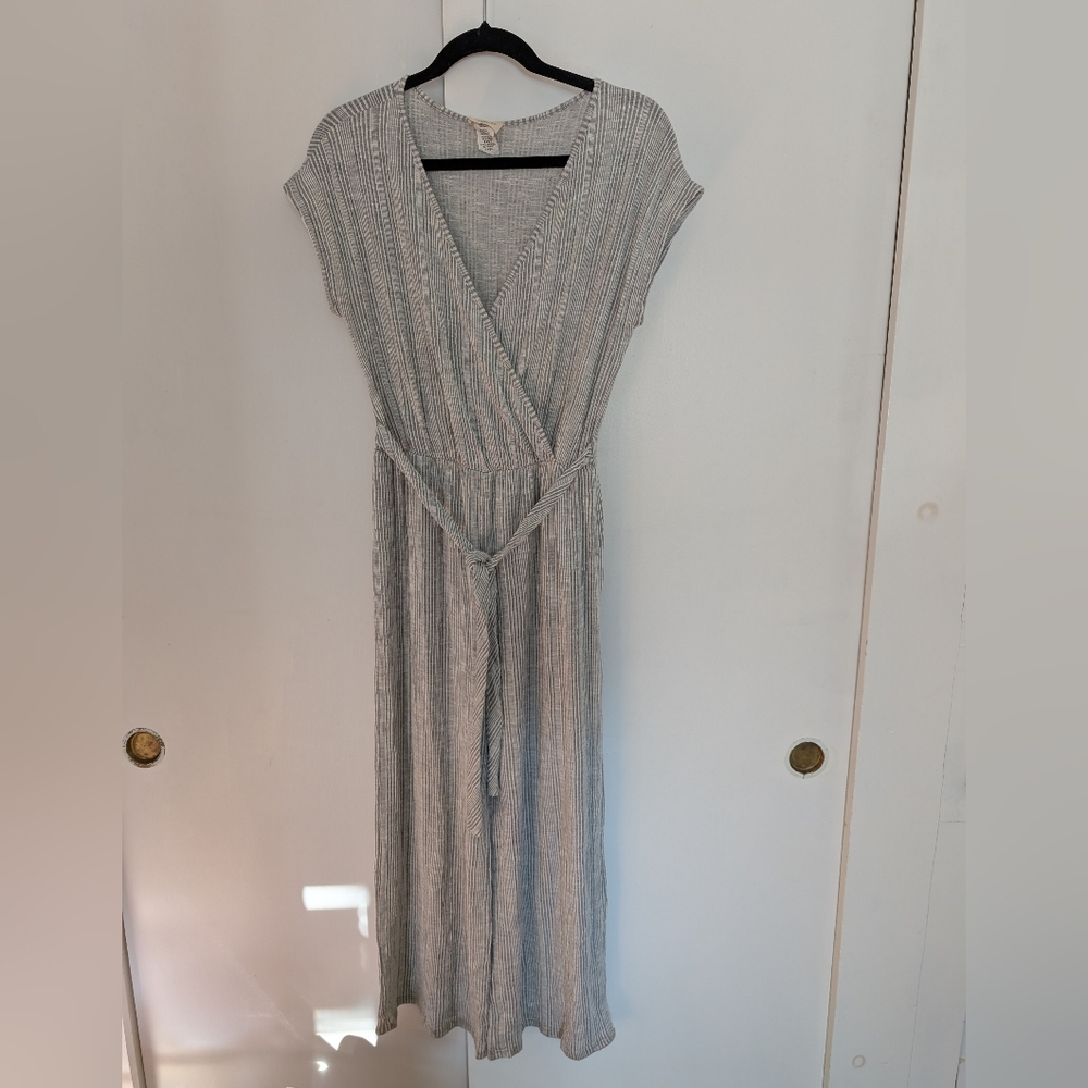 Caution To The Wind Gray And White Striped Jumpsuit Size Large measures Medium